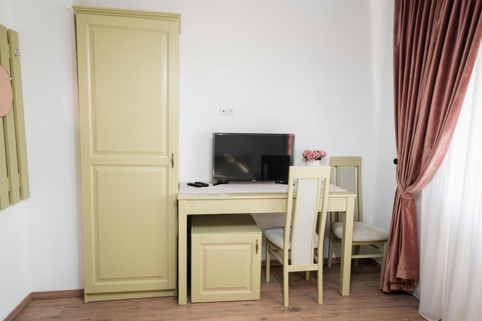 Hotel Casa Andra à Siret Extérieur photo